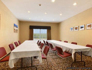 Days Inn By Wyndham Rockdale Texas Зручності фото